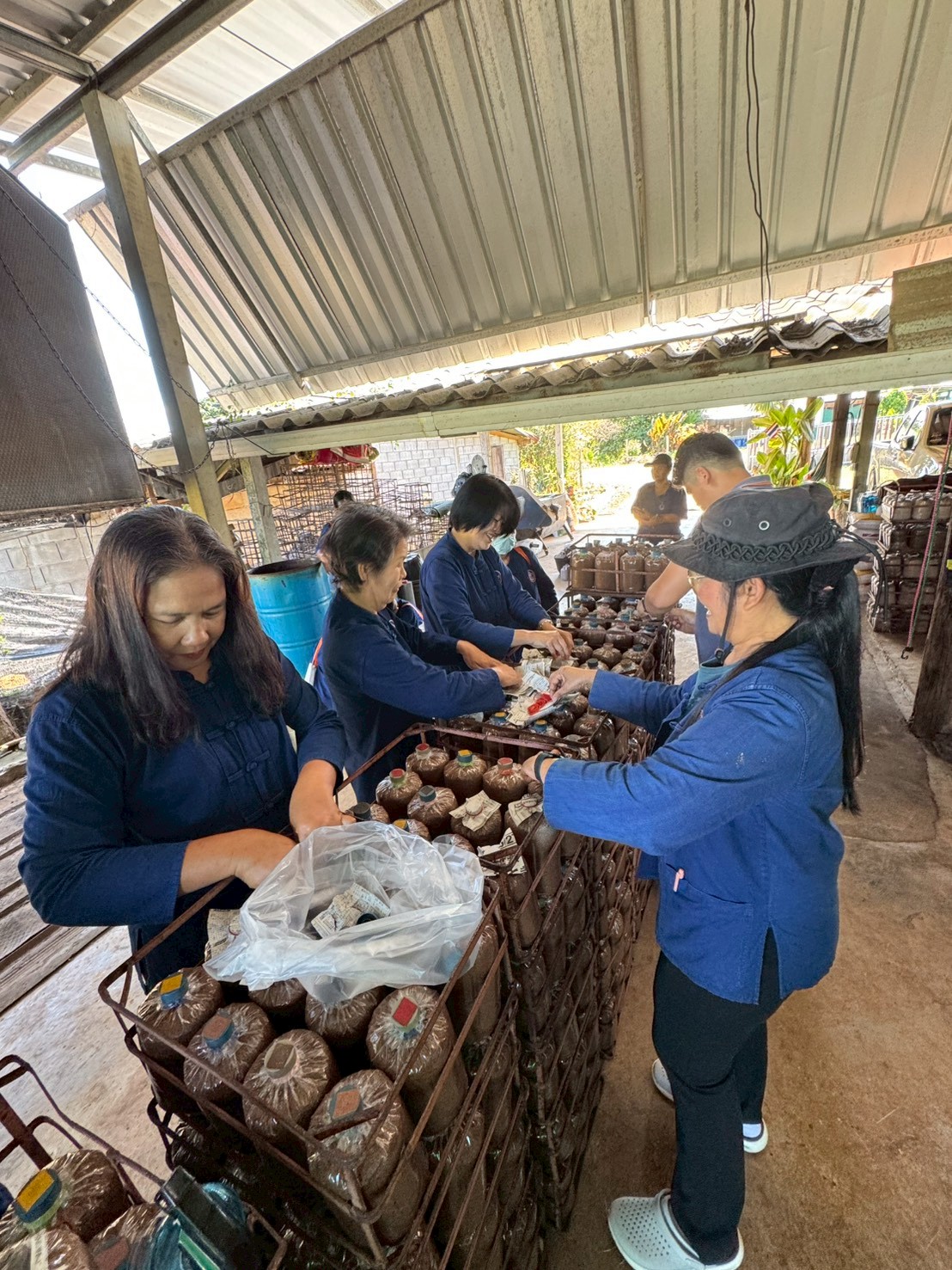 title - ส.ป.ก.จันทบุรี อบรมโครงการพัชรสุธาคชานุรักษ์ ปีงบประมาณ พ.ศ. 2569 